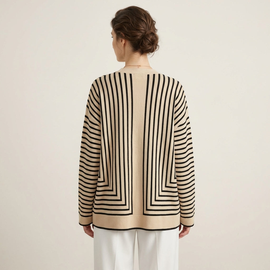 Camisa de Manga Longa Listrada com Gola Redonda