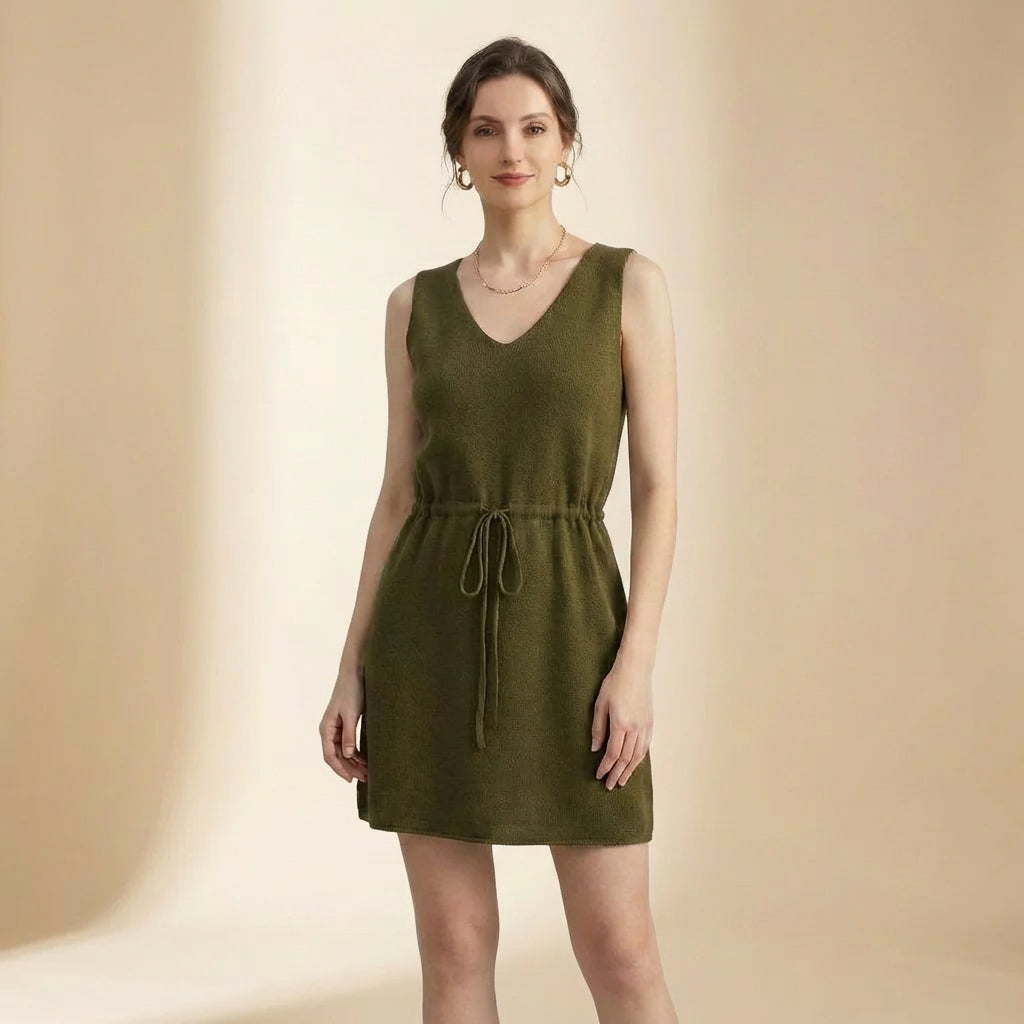 Vestido de Verão com Decote em V, Laço na Cintura e Costas Abertas